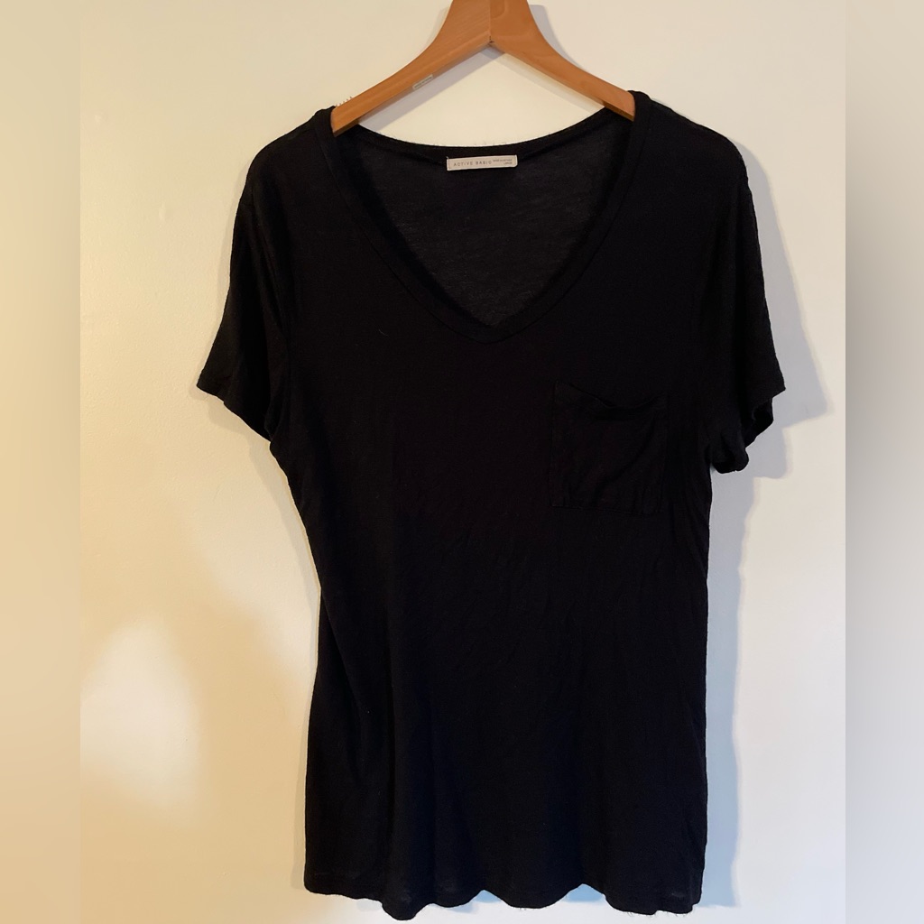 Active Basic Vneck Shirt